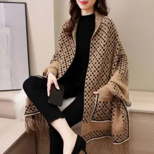 poncho Plaid Nouveau, populaire pour femmes, perle doux, velours de vison écharpe à carreaux, avec manches tricot exquis poche, pull chaud.