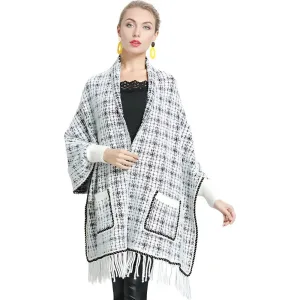 Poncho femme ouvert devant
